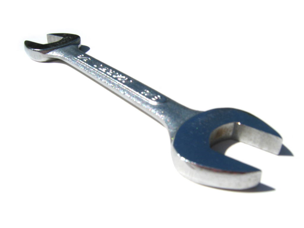 wrench-01.jpg